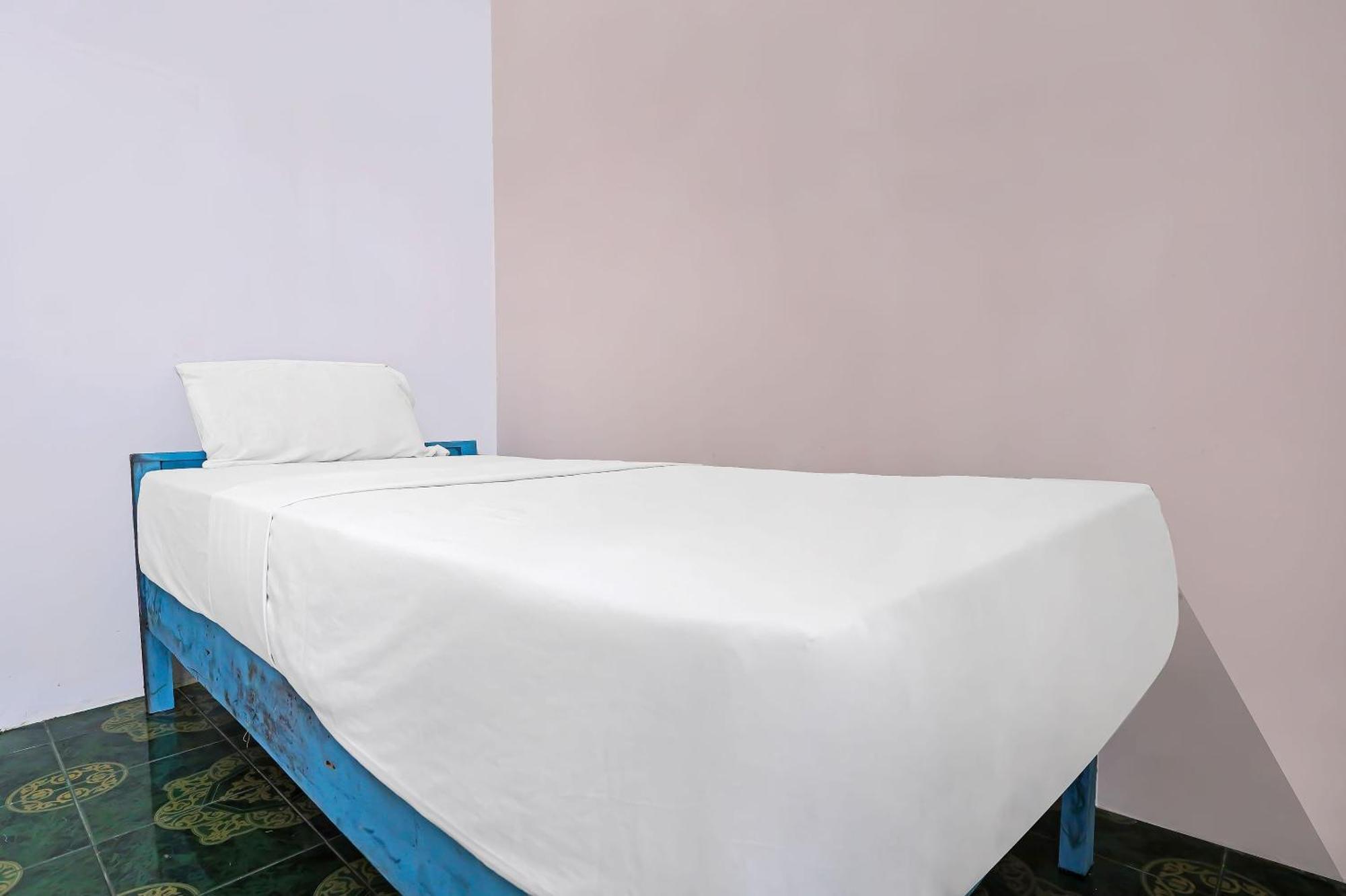 Spot On 92421 City Kost Syariah Pangkal Pinang Exterior foto