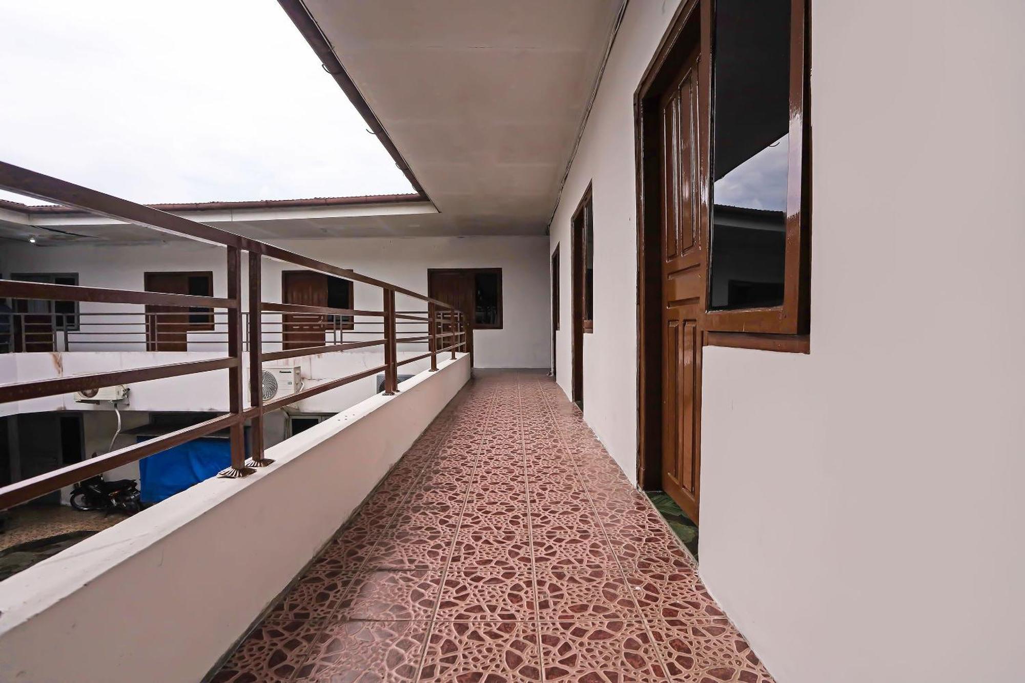Spot On 92421 City Kost Syariah Pangkal Pinang Exterior foto